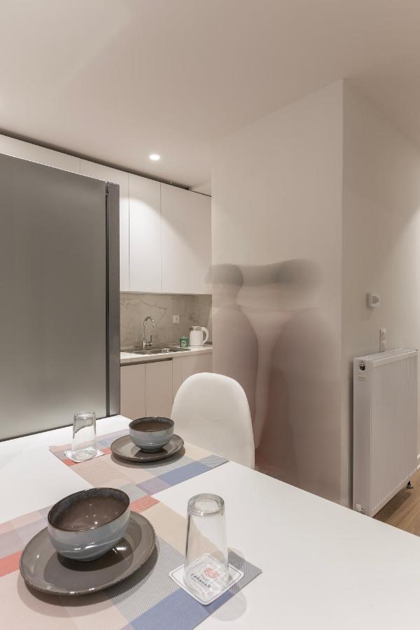 The Caravan Apartments Thessalonique Extérieur photo
